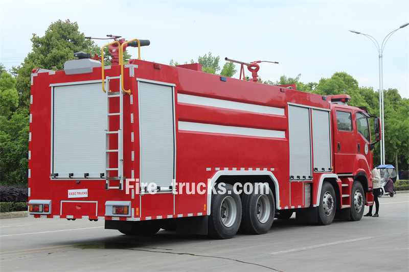 isuzu 8x4 dry powder heavy rescue fire truck