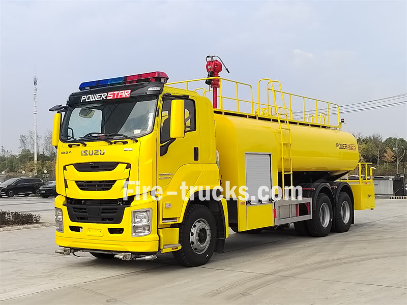 ISUZU 14000L water tanker pumper truck