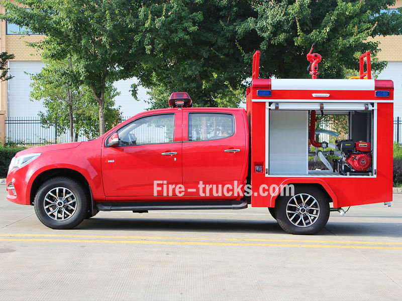 Isuzu 4x4 all wheel drive foam fire truck