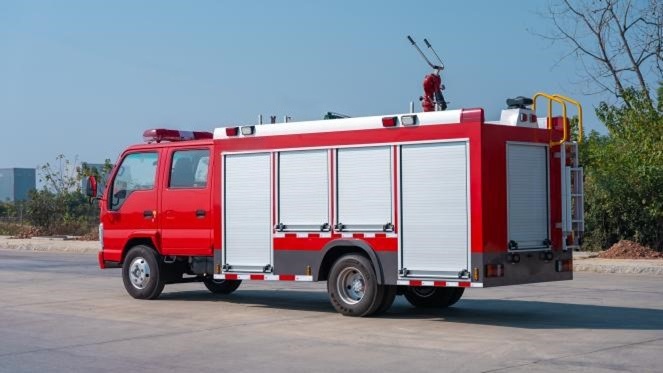 Factory Isuzu Foam Fire Truck CAD drawing